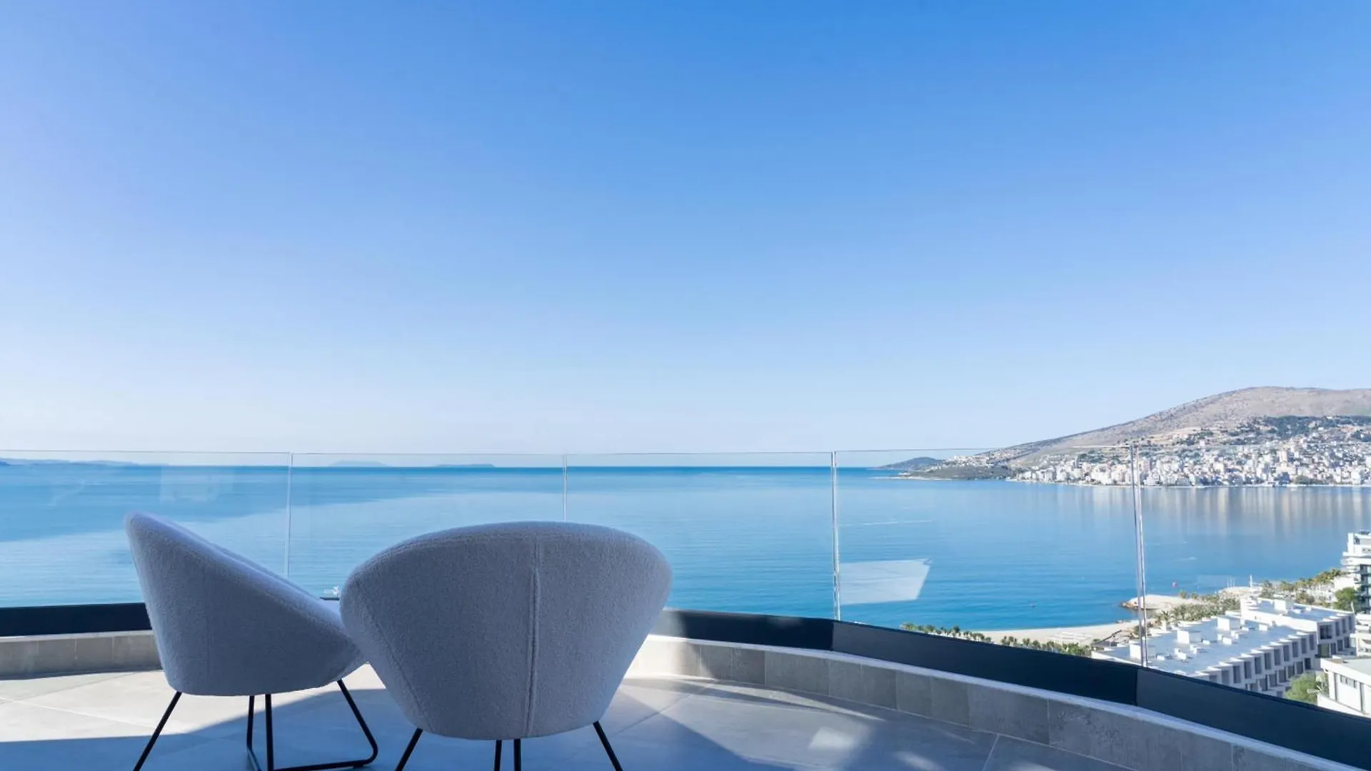 Twin Luxury Penthouses Sarandë