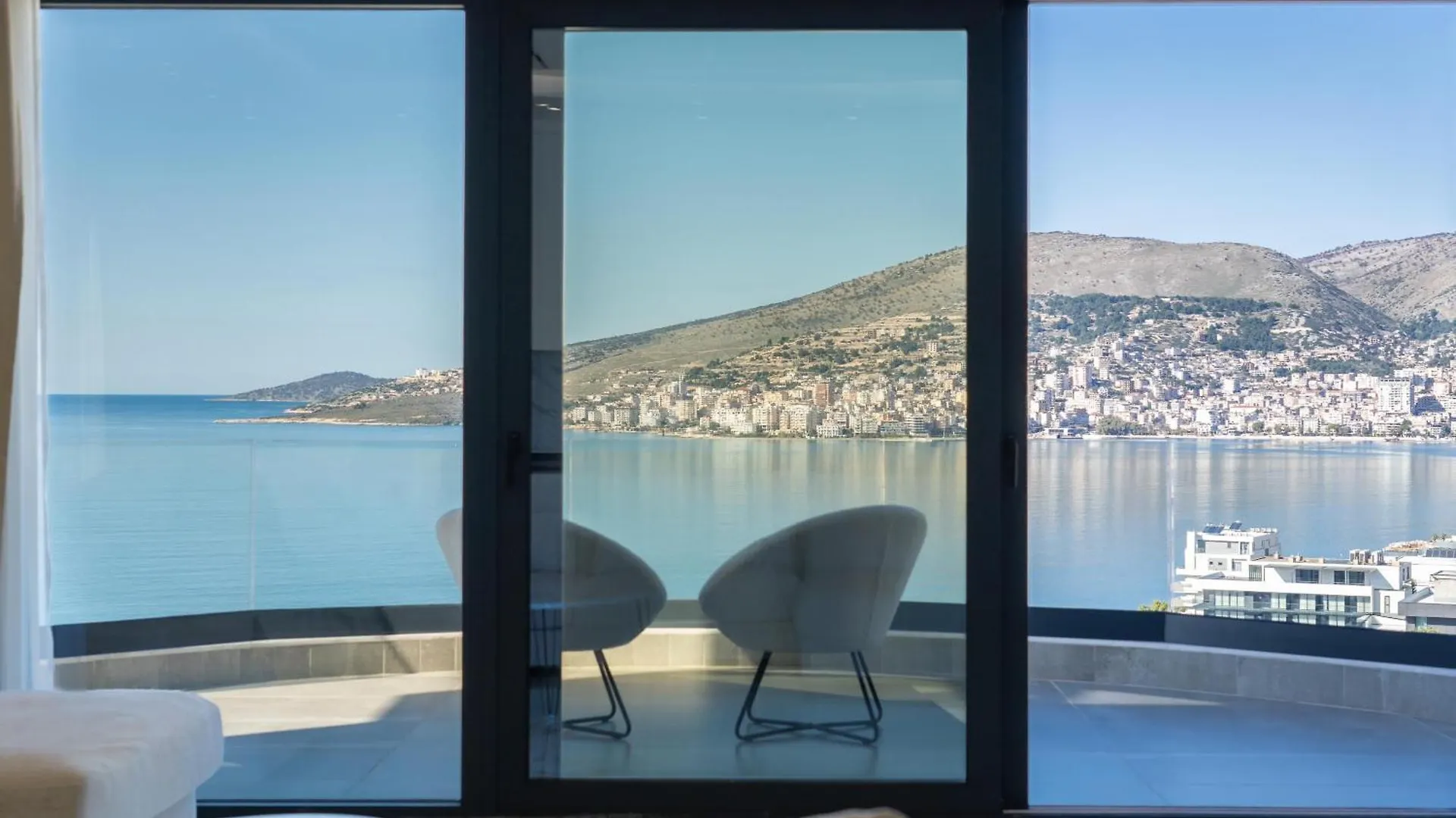 Twin Luxury Penthouses Sarandë Appartamento